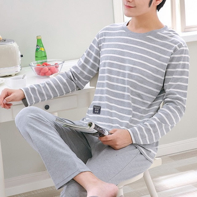 Green Cartoon Printed Pajamas